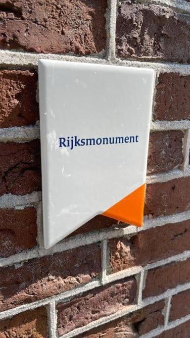 Puur Eastermar - Monumentaal, Authentiek En Luxe Koetshuis Aan Open Vaarwater Met Jacuzzi En Sauna Oostermeer 外观 照片
